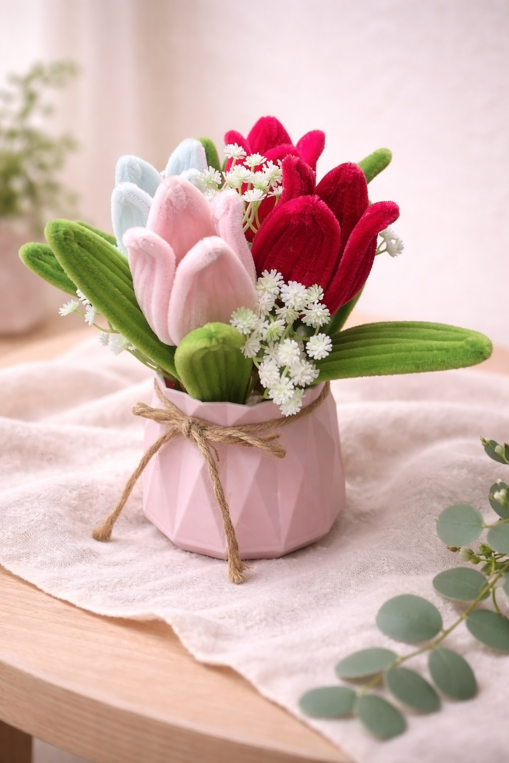 Petit pot de tulipes roses