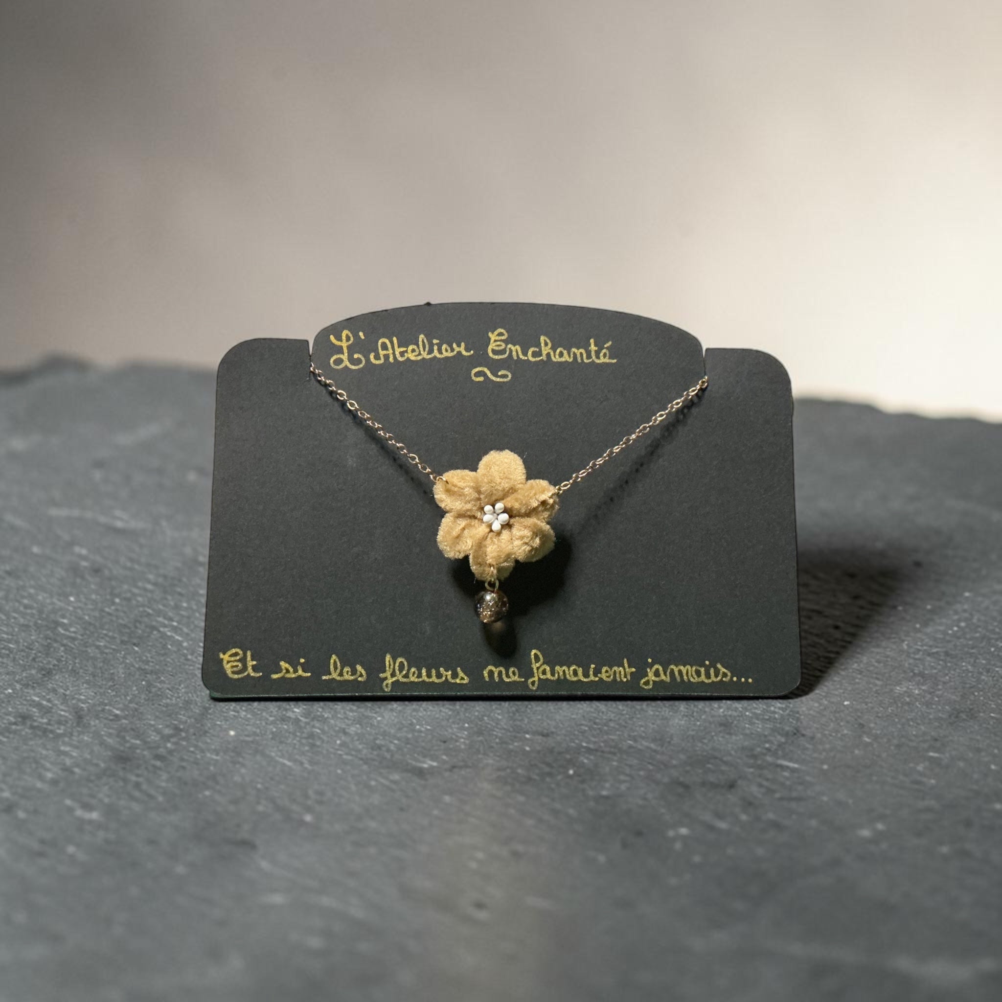 Collier 1 fleur café chaîne or