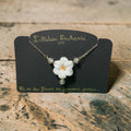 Collier 1 fleur blanche 🌼