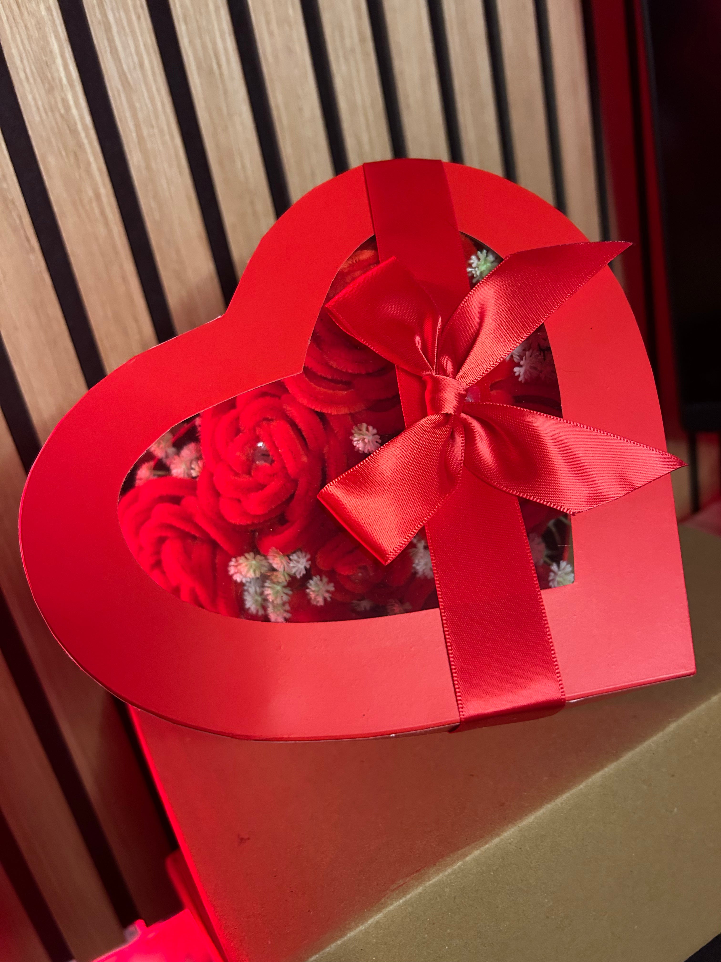 Boîte de roses 🌹 Modèle M